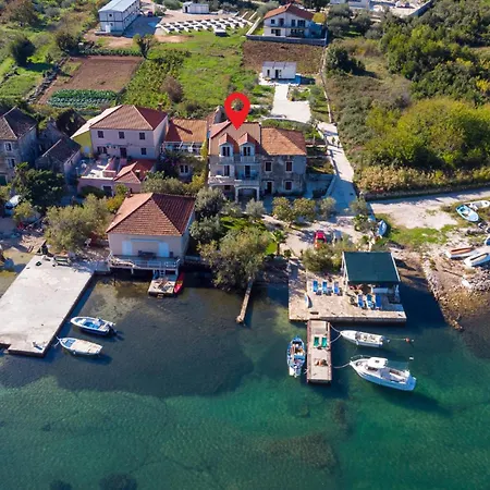 Two-bedroom In Appartamento *