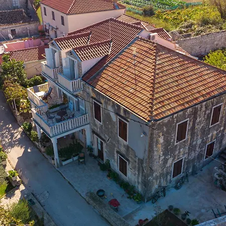Beautiful Apartment In Ston With Wifi 斯顿
